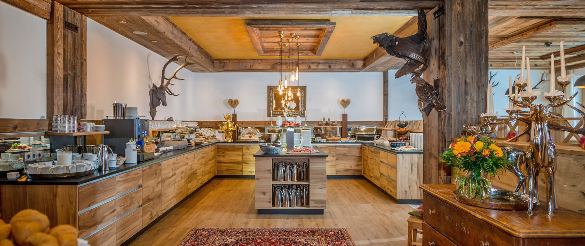 Genießen Sie unser Verwöhn-Frühstück als perfekten Start für einen traumhaften Skitag in Obertauern