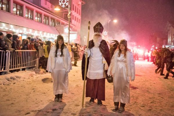 Nikolaus beim Krampuslauf
