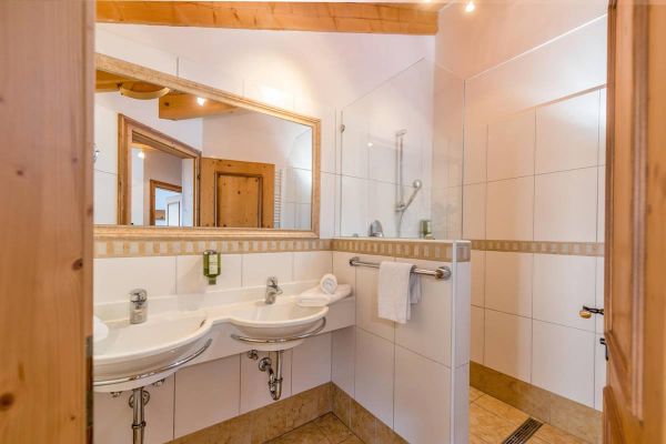 Badezimmer Appartement s'Edelweiss
